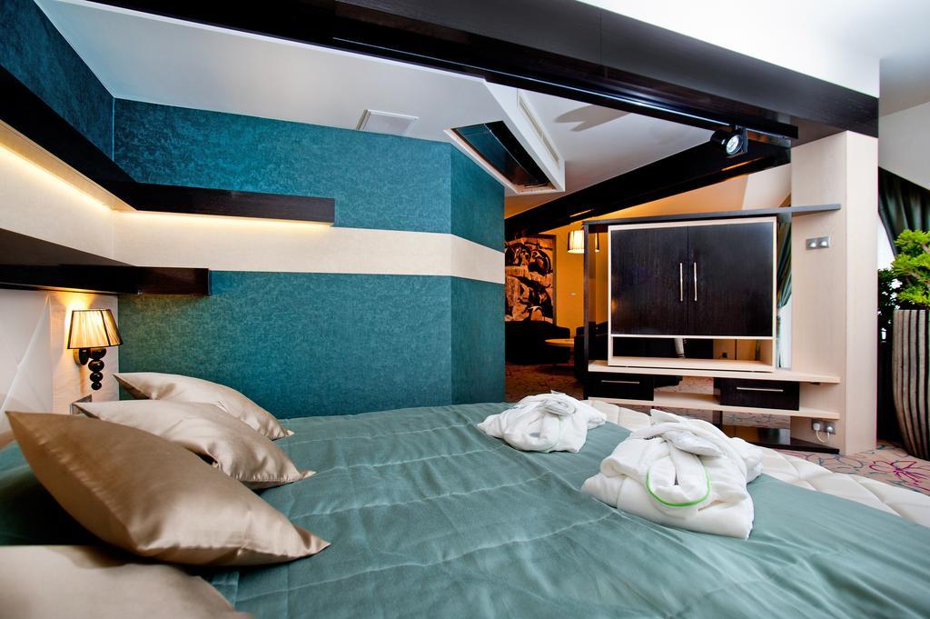 Hotel & Spa Czarny Gron Rzyki Bilik gambar