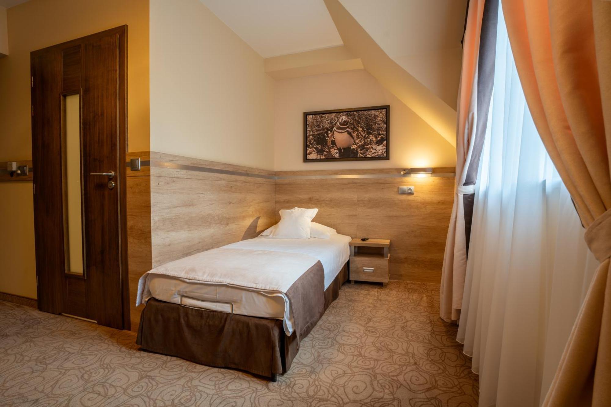 Hotel & Spa Czarny Gron Rzyki Luaran gambar