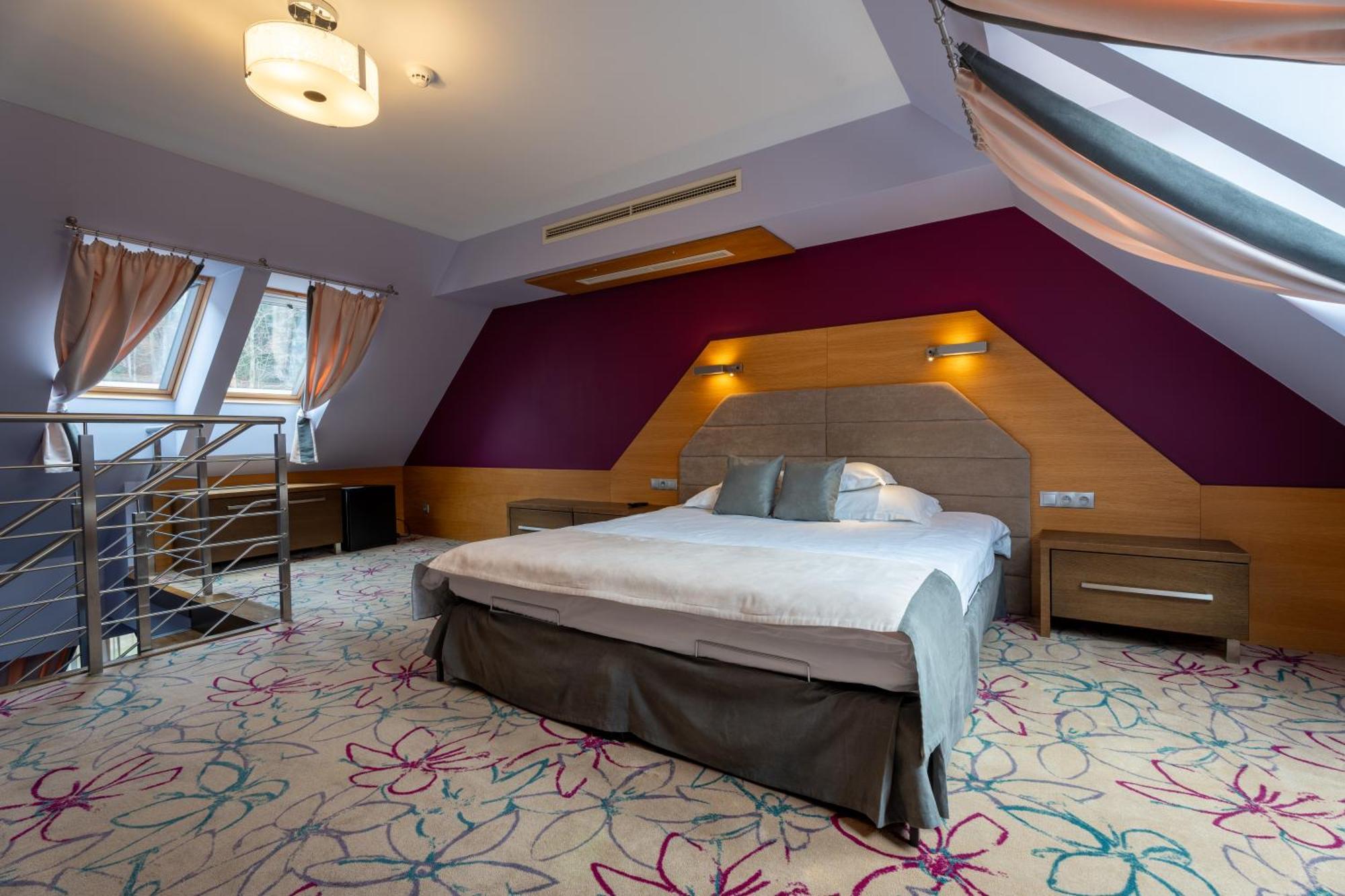 Hotel & Spa Czarny Gron Rzyki Luaran gambar