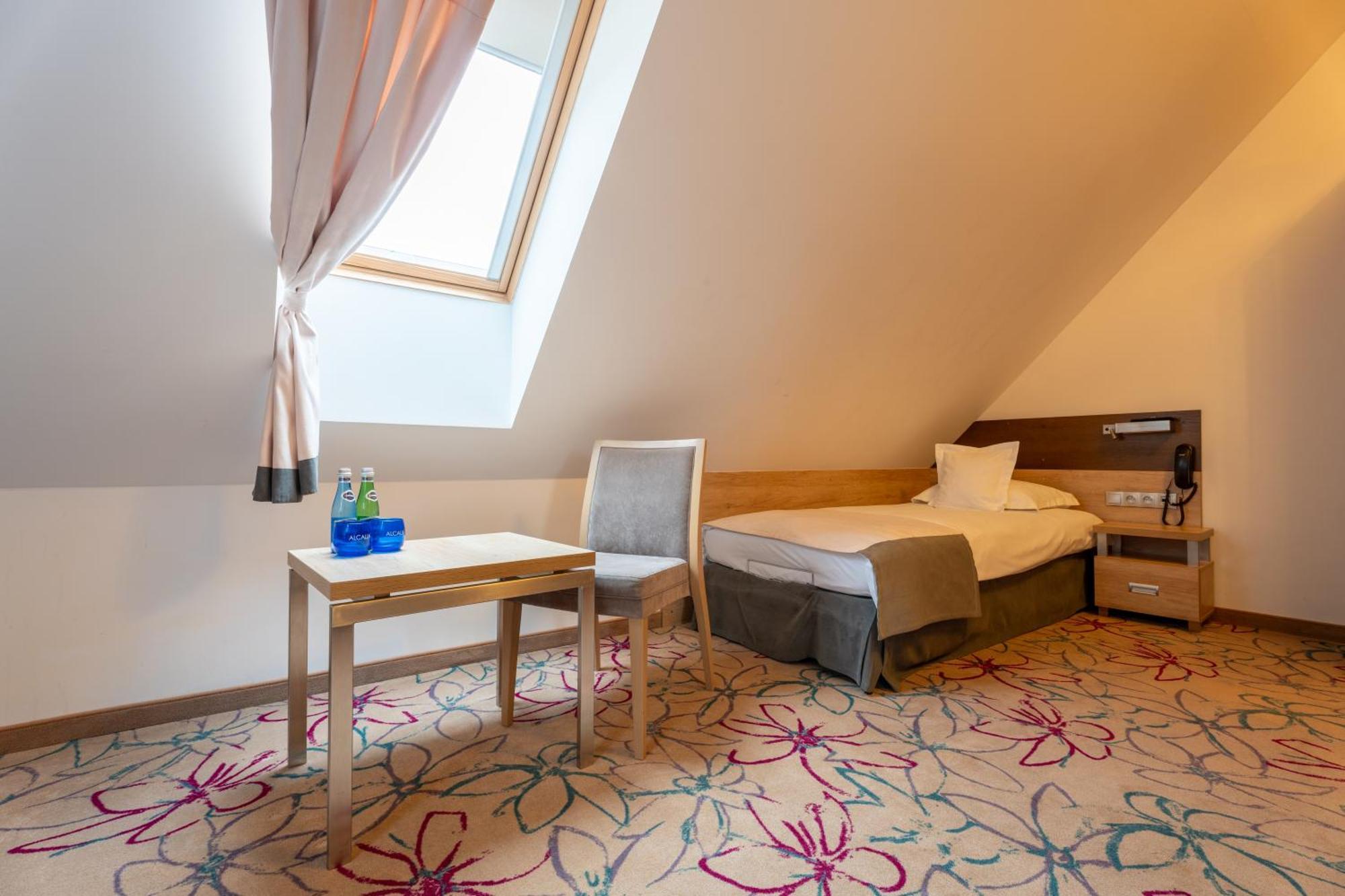 Hotel & Spa Czarny Gron Rzyki Bilik gambar