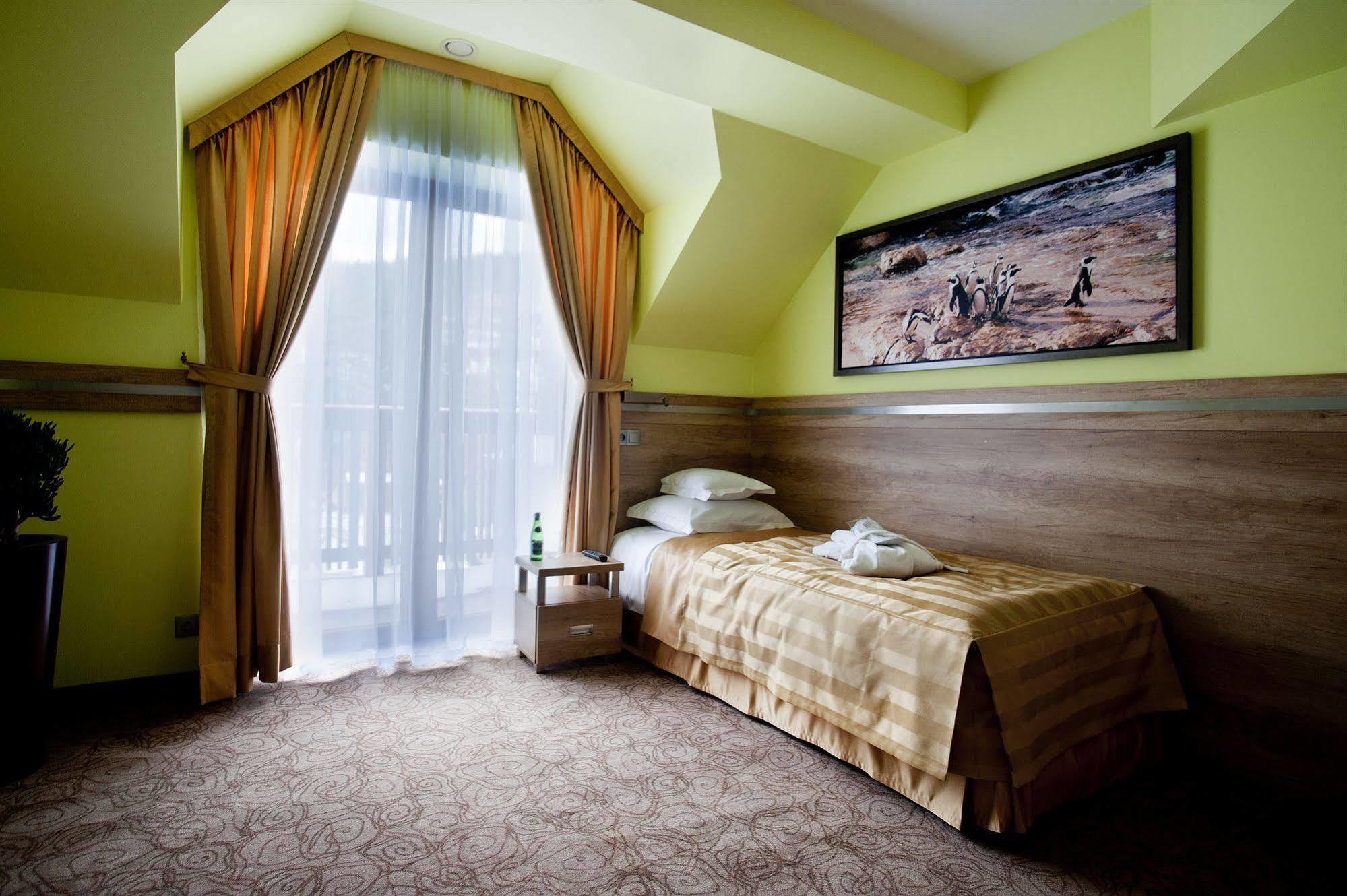 Hotel & Spa Czarny Gron Rzyki Luaran gambar